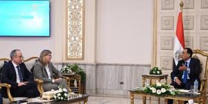 الفجر سبورت .. رئيس
      الوزراء
      يلتقي
      الرئيس
      التنفيذي
      لشركة
      ”فولكس
      فاجن”
      أفريقيا