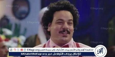 الفجر سبورت .. "شكرا
      ياصاحبي
      على
      كل
      حاجة"..
      مصطفى
      غريب
      يحتفل
      بعيد
      ميلاد
      شيكو