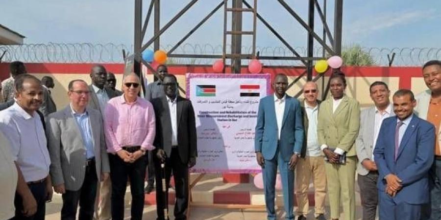 الفجر سبورت .. وزير
      الري
      الجنوب
      سوداني
      يشكر
      مصر
      على
      إنشاء
      وحدة
      القياس
      بمدينة
      بور