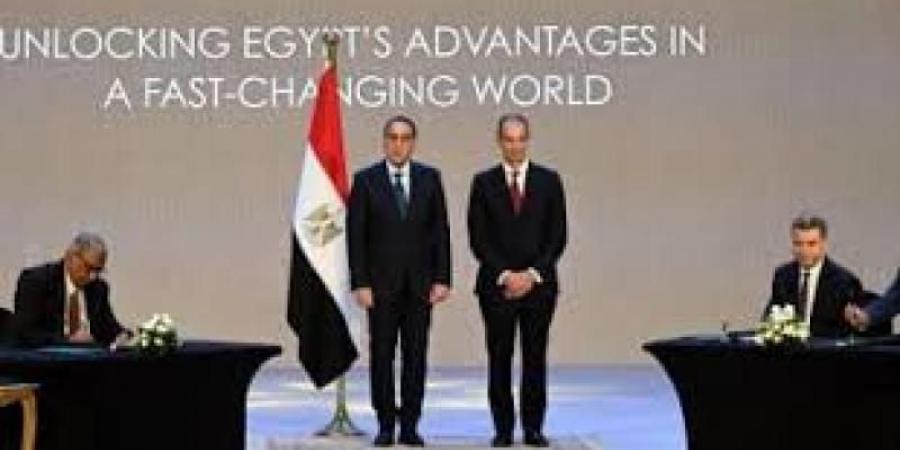 الفجر سبورت .. رئيس
      الوزراء
      يشهد
      توقيع
      مذكرة
      تفاهم
      ثلاثية
      لتوسيع
      عمليات
      شركة
      نوكيا
      بمصر